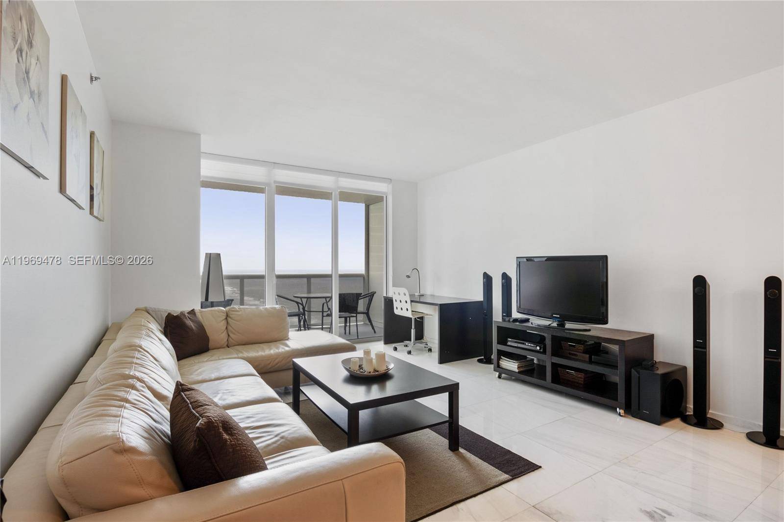 1830 S OCEAN DRHallandale Beach - BEACH CLUB TWO condo unit 3211 - picture
