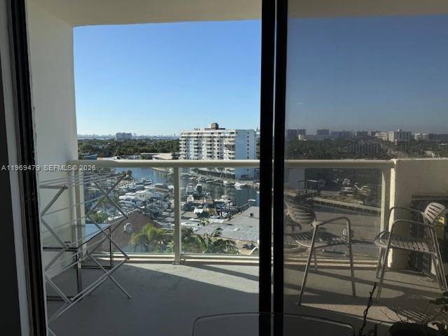 13499 Biscayne BlvdNorth Miami - Condo 5+ Stories,Condo condo unit 902 - picture