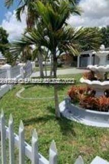 10835 SW 41st TerMiami - picture