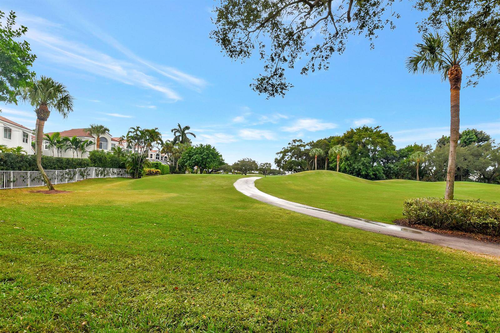 17396 Boca ClubBoca Raton - FAIRWAYS AT BOCA GOLF & TE condo unit 104 - picture