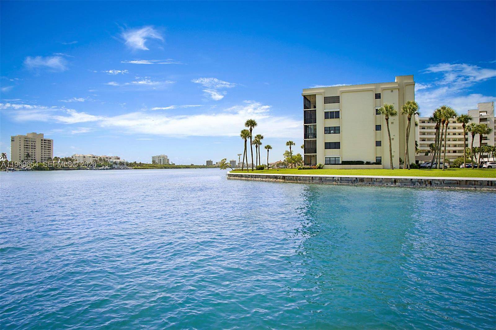 100 Intracoastal PlJupiter - Condo 5+ Stories,Condo condo unit 102 - picture