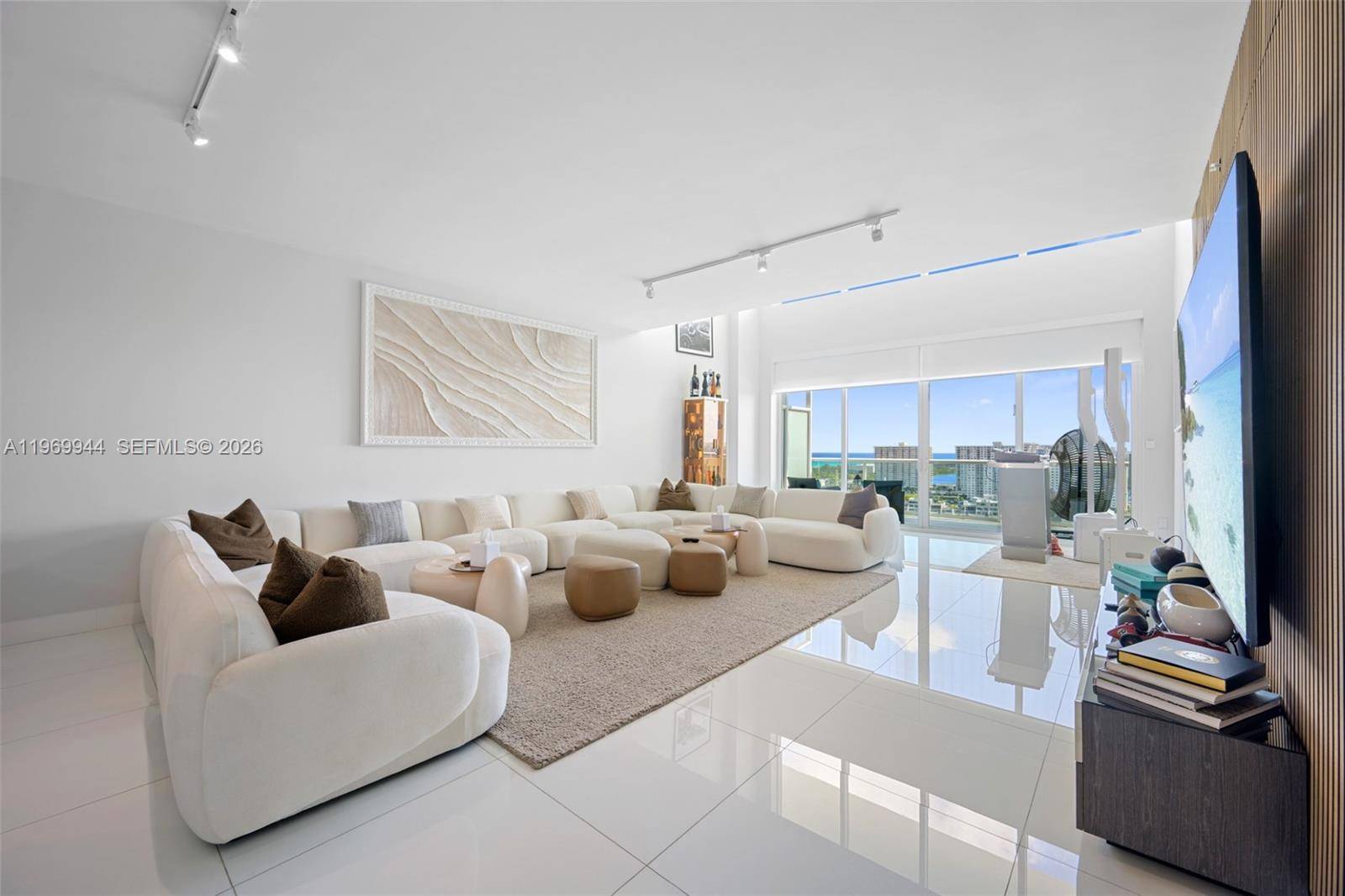 400 Sunny Isles BlvdSunny Isles Beach - 400 SUNNY ISLES CONDO WES,400 SUNNY ISLES COND condo unit 2004 - picture