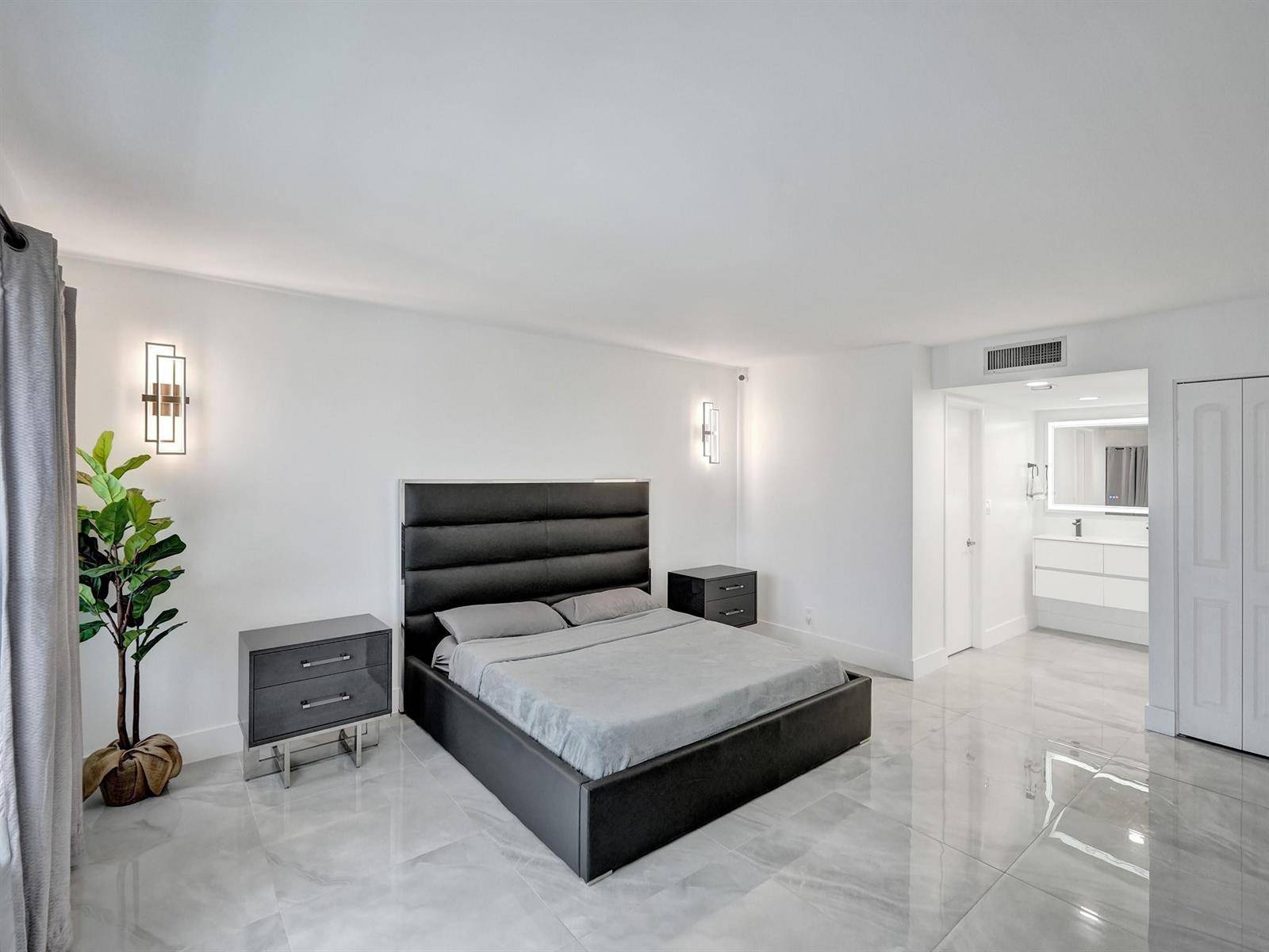 3500 Galt OceanFort Lauderdale - Playa Del Sol condo unit 1109 - picture