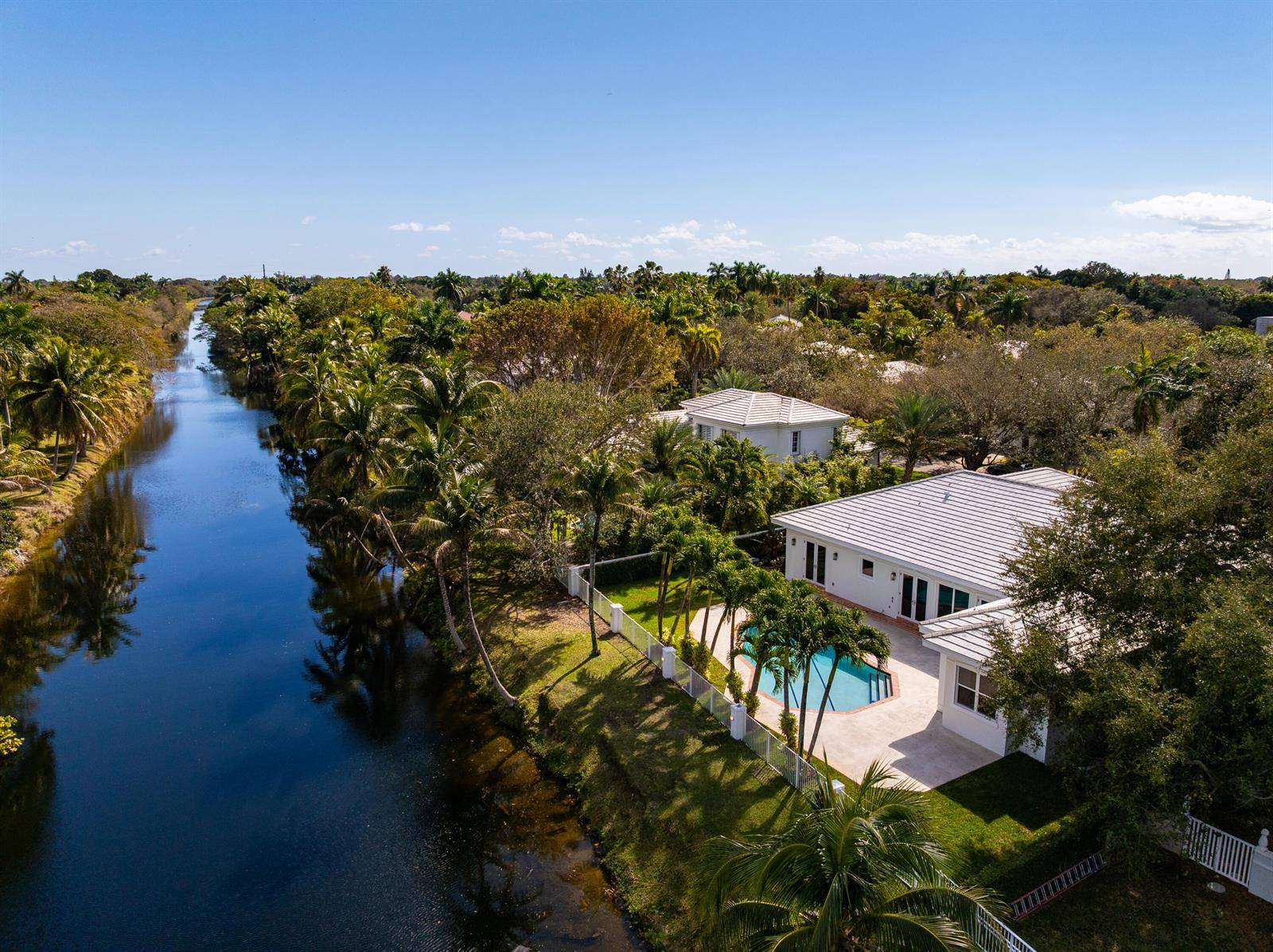 6371 SW 87thPinecrest - picture
