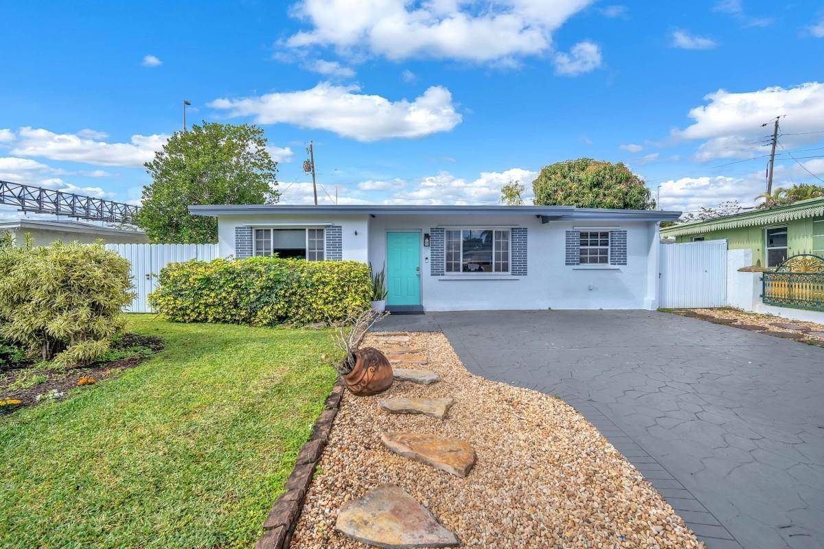 404 S 62ndHollywood - picture