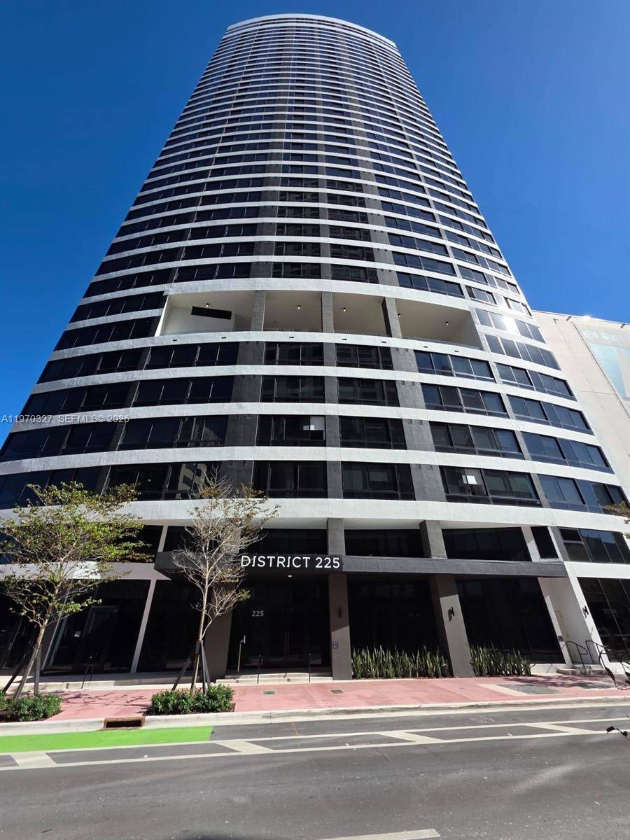 225 N Miami AveMiami - Condo-Hotel,Condo condo unit 804 - picture