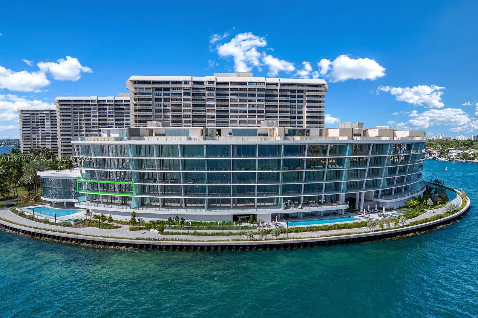 5 Grove Isle DrCoconut Grove - Condo 5+ Stories,Condo condo unit M301 - picture