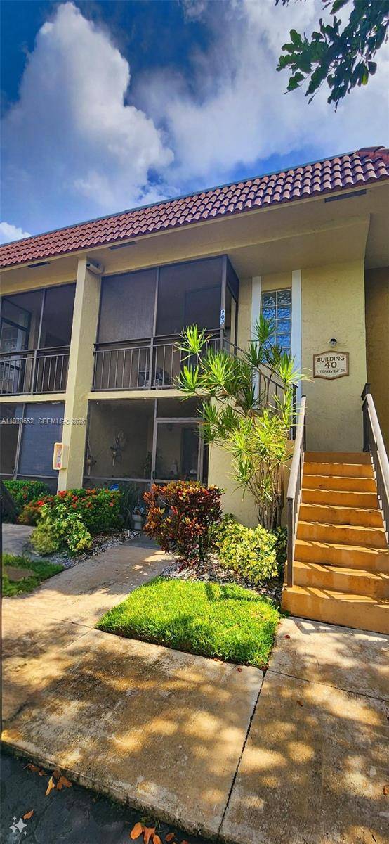 327 Lakeview DrWeston - Condo 1-4 Stories,Condo condo unit 103 - picture