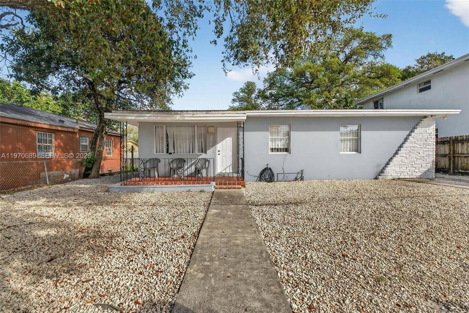 2741 NW 43rd TerMiami - picture