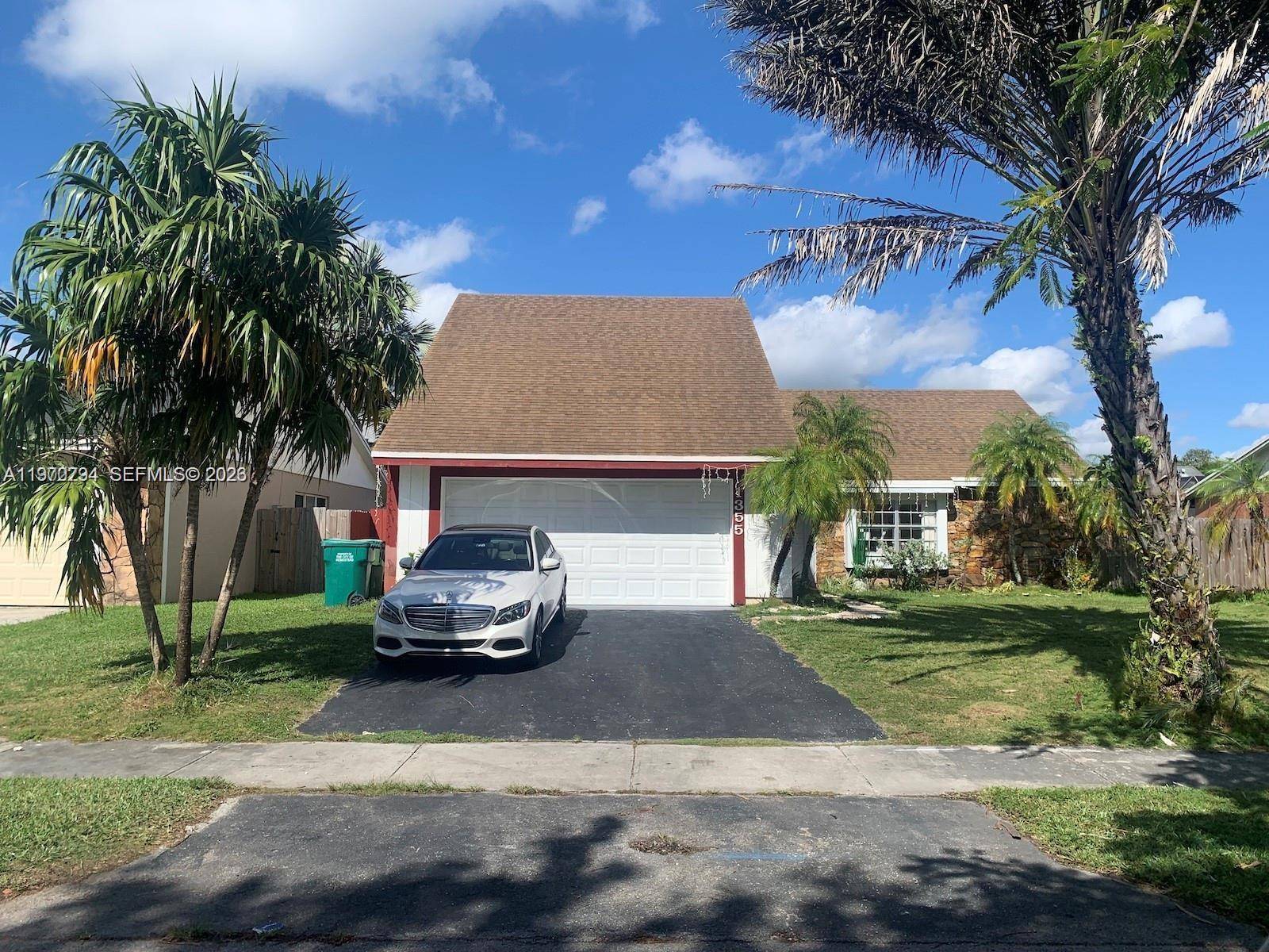 1355 S Fieldlark LnHomestead - picture