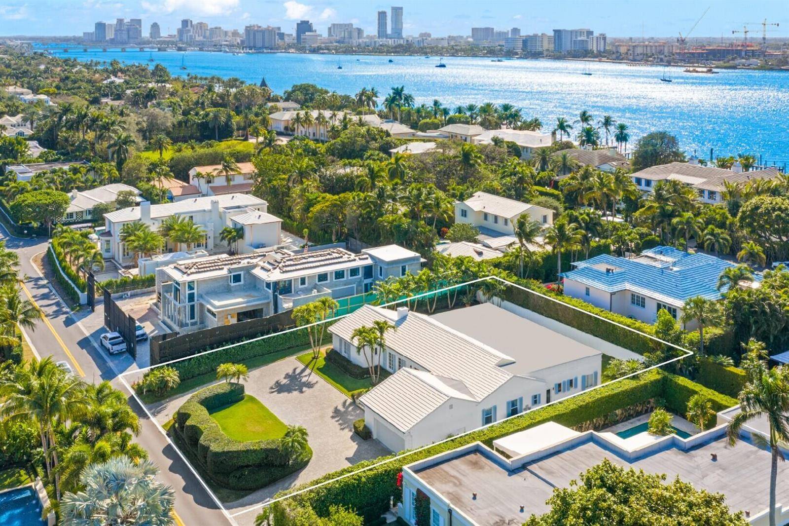 624 N LakePalm Beach - picture
