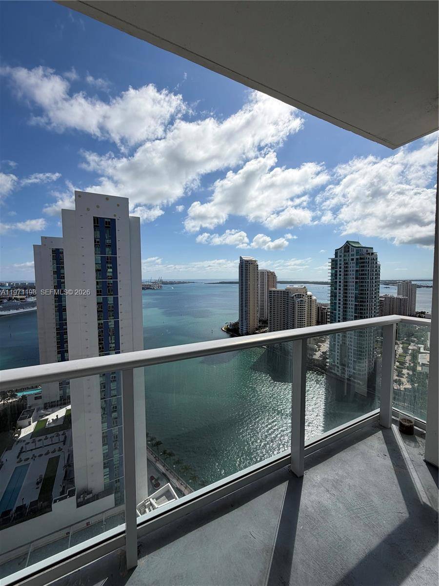 300 S Biscayne BlvdMiami - Condo/Co-Op/Annual,Condo condo unit T-3314 - picture