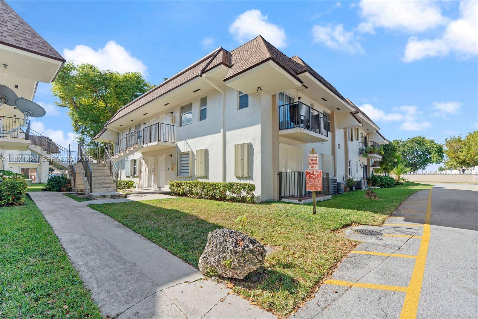 7111 SW 129th AveMiami - Condo 1-4 Stories,Condo condo unit 6 - picture