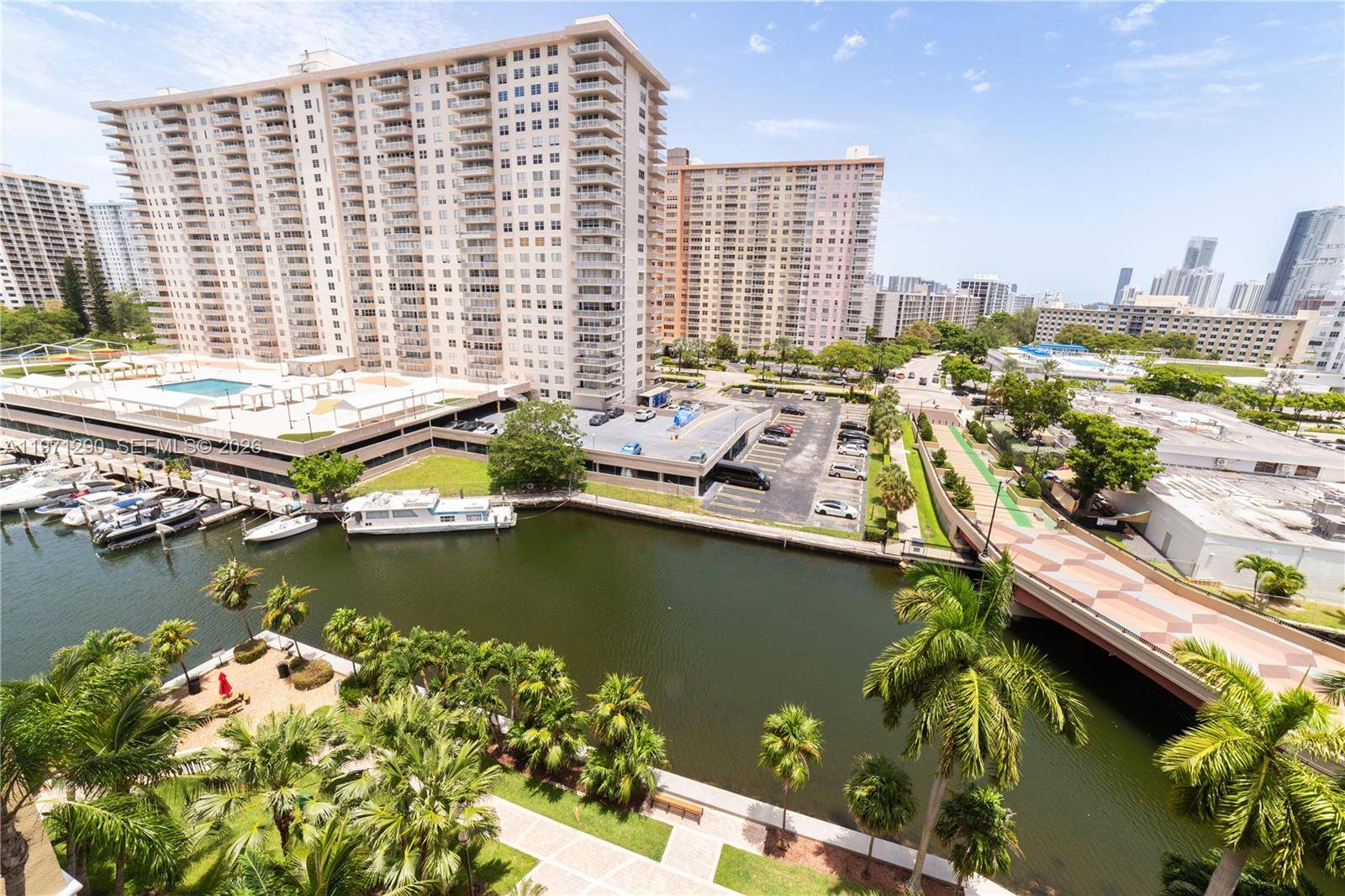 17150 N Bay RdSunny Isles Beach - PORTO BELLAGIO CONDO condo unit 2911 - picture