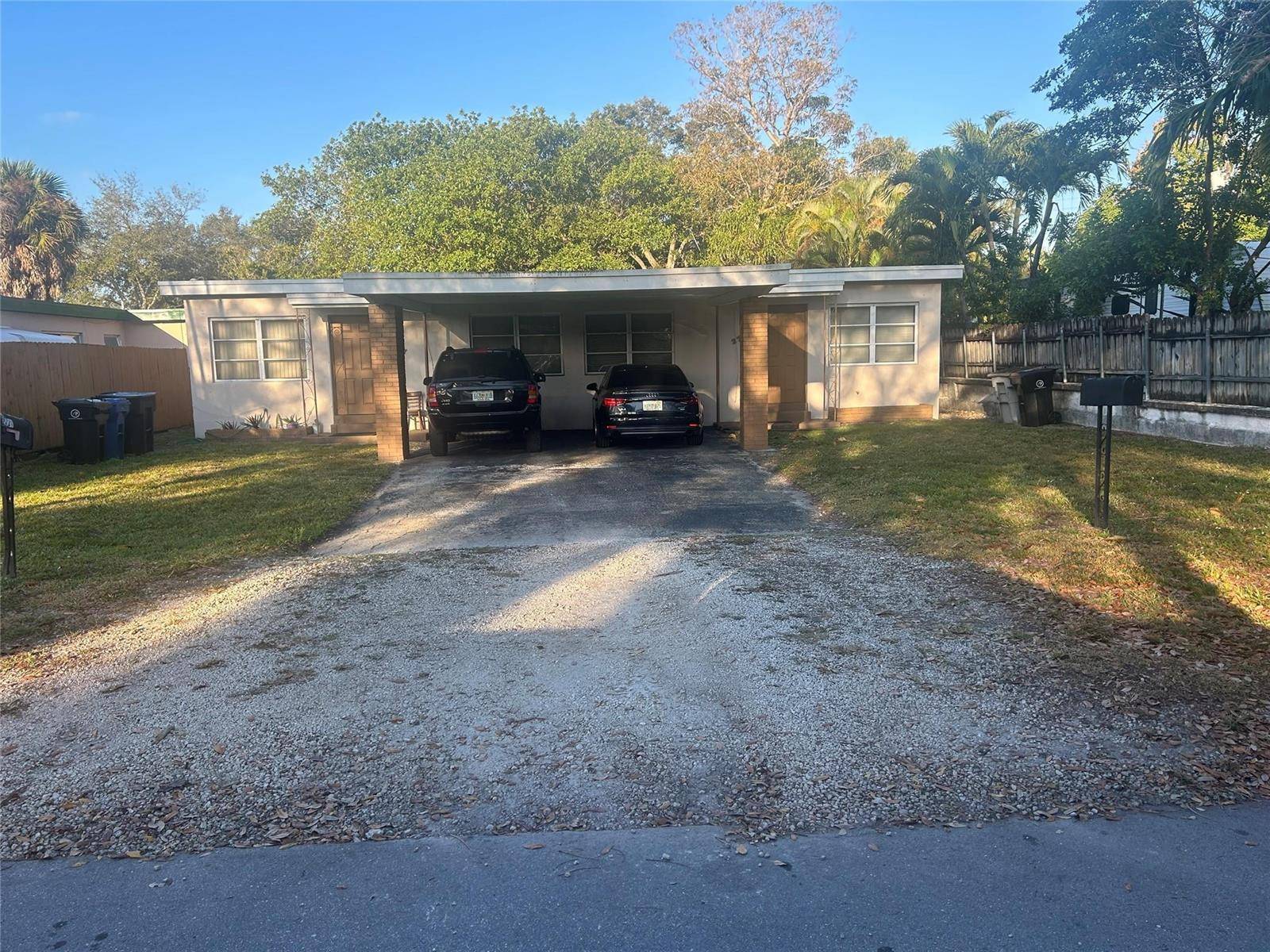 2721-2731 SW 13Fort Lauderdale - picture