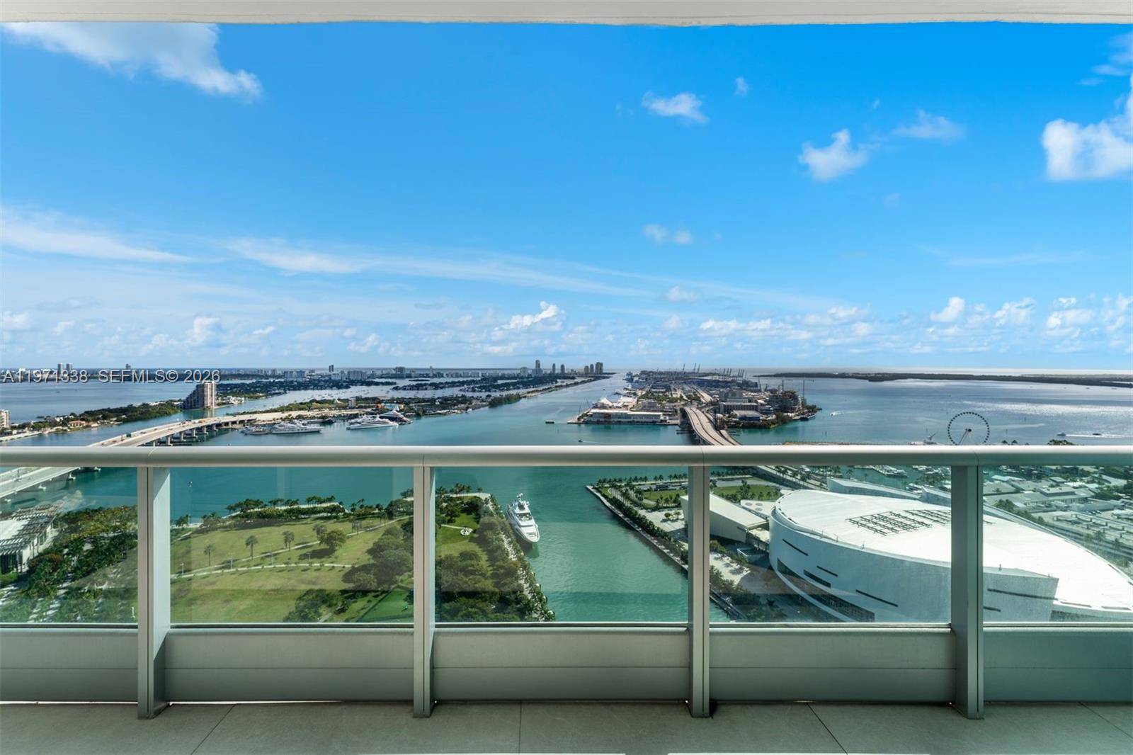 900 Biscayne BlvdMiami - Condo/Co-Op/Annual,Condo condo unit 4202 - picture