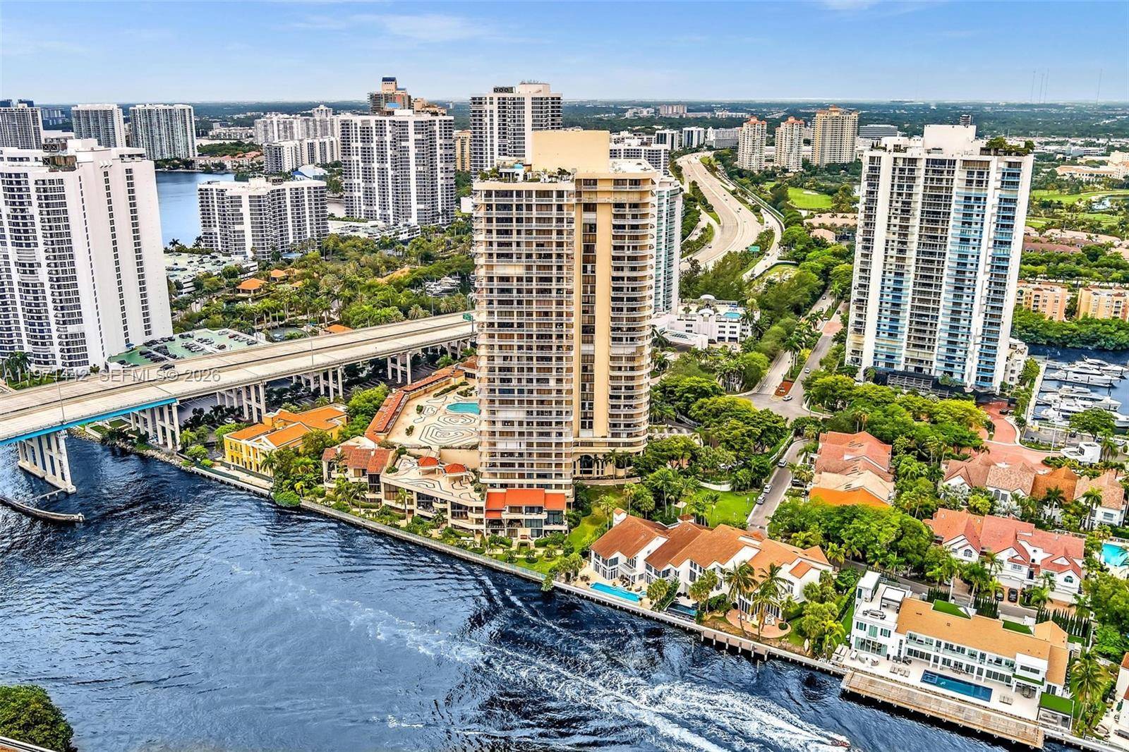 19355 Turnberry WayAventura - Condo/Co-Op/Annual,Condo condo unit 3J - picture