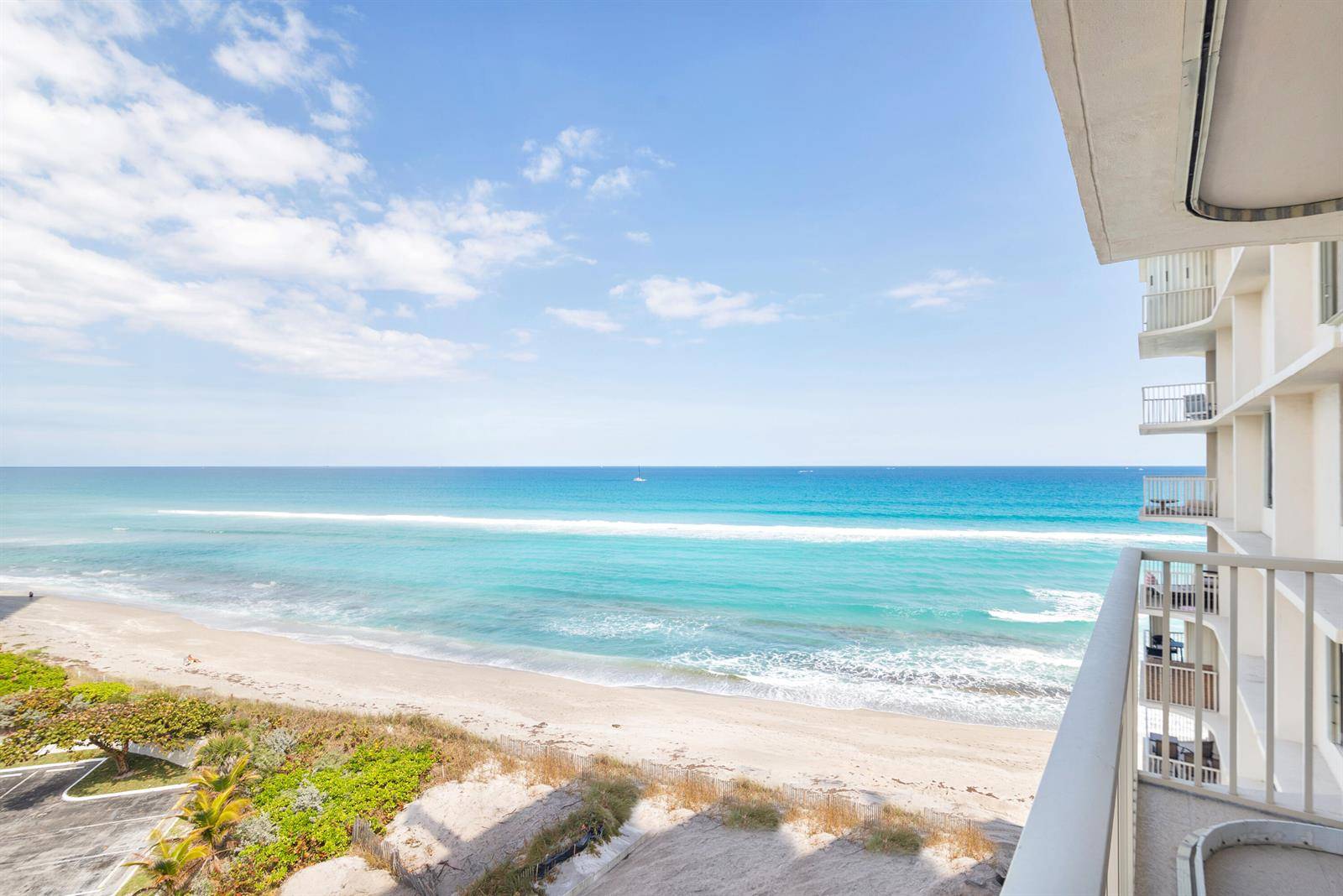5480 N OceanRiviera Beach - DUNES TOWERS CONDO condo unit A6d - picture