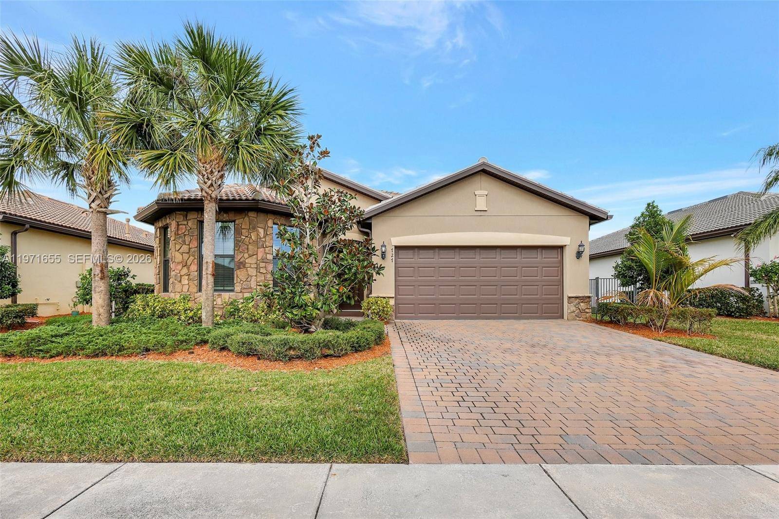 727 SE Boboli WayPort St. Lucie - picture