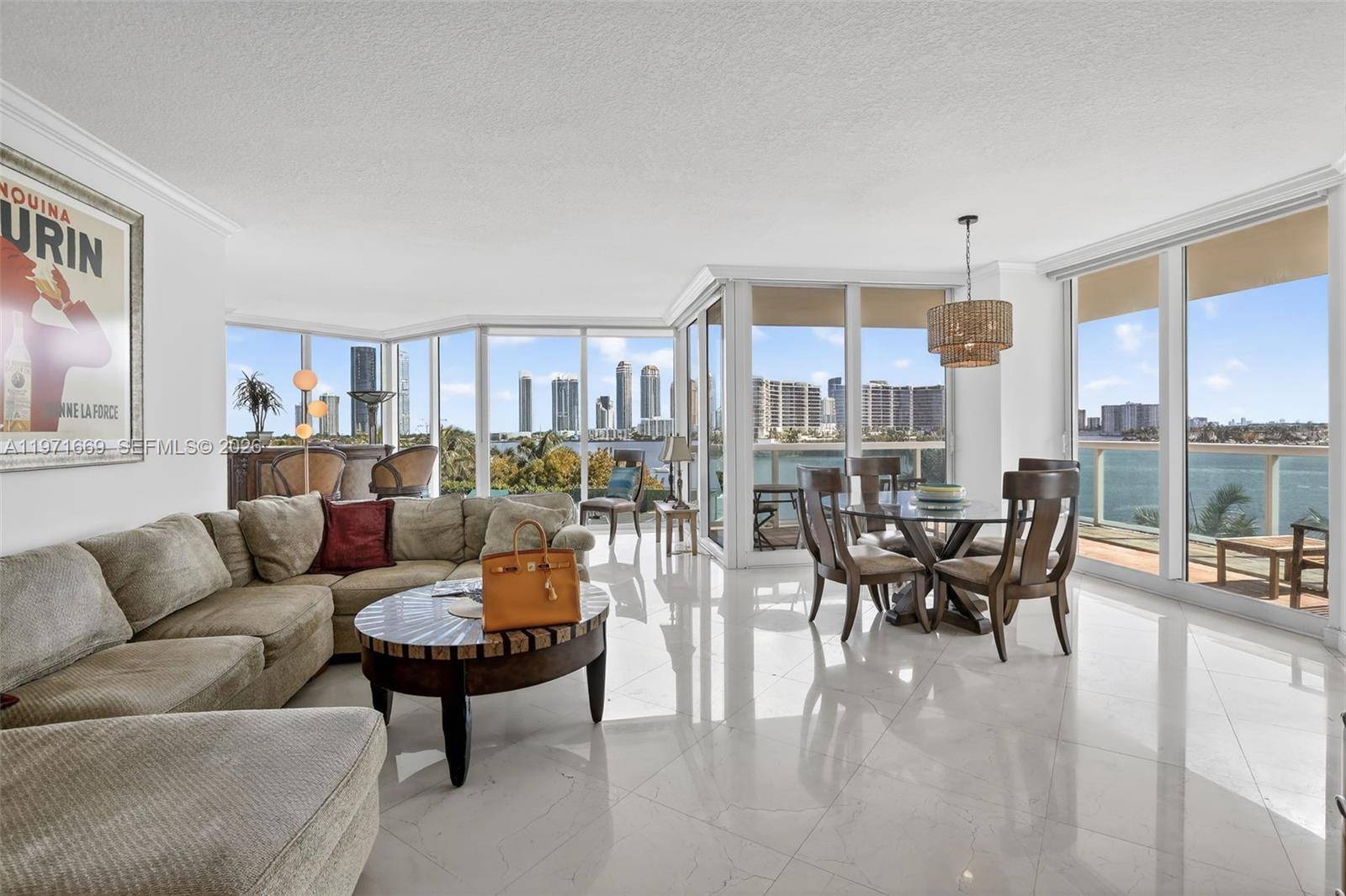 3370 Hidden Bay DrAventura - Condo/Co-Op/Annual,Condo condo unit 613 - picture