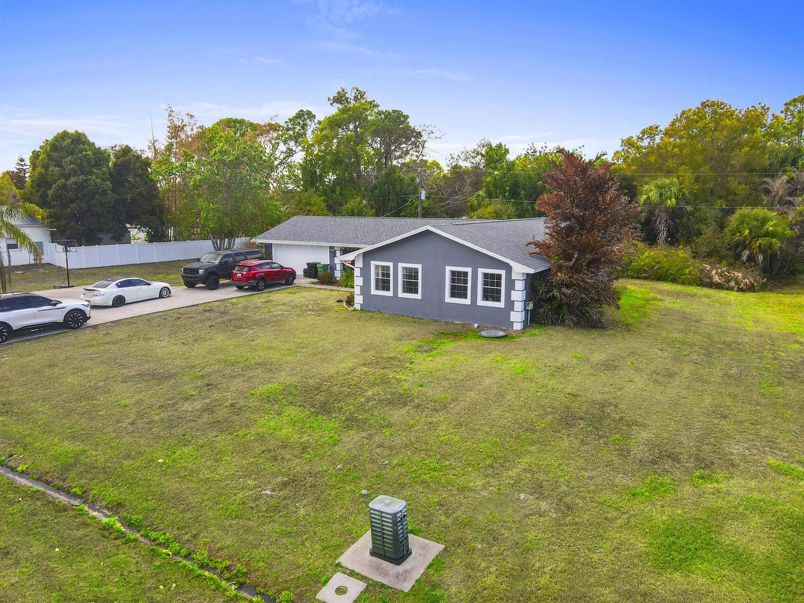 2118 SE MorningsidePort St. Lucie - picture
