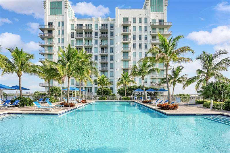 300 S AustralianWest Palm Beach - THE EDGE condo unit 601 - picture