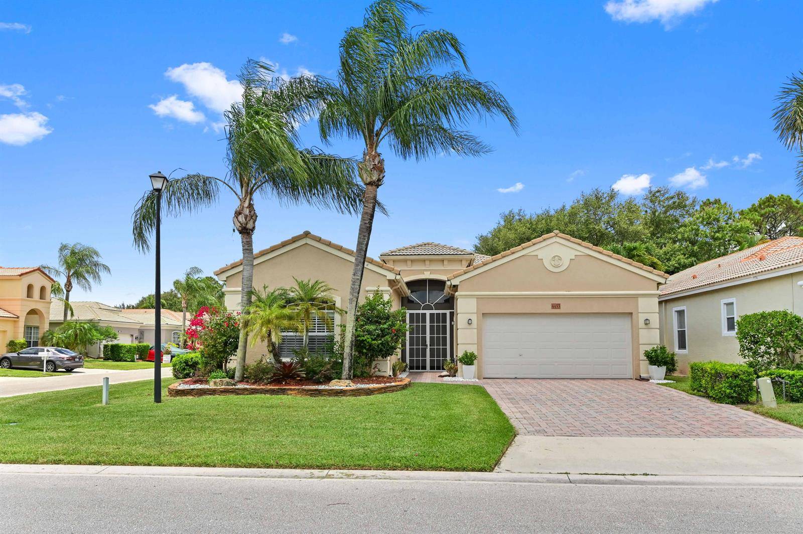 4453 N San AndrosWest Palm Beach - picture
