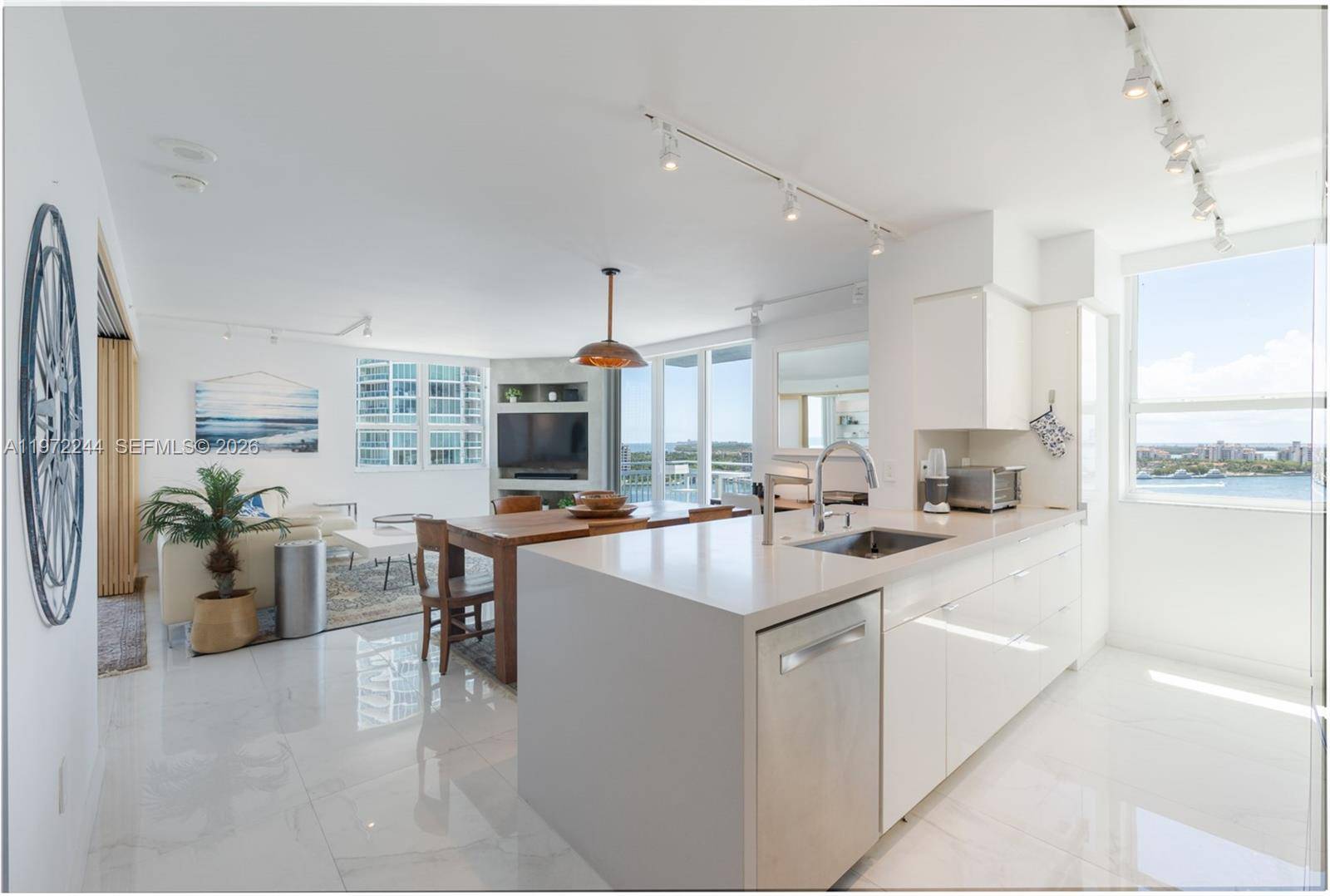 90 Alton RdMiami Beach - Condo/Co-Op/Seasonal,Condo condo unit 1702 - picture
