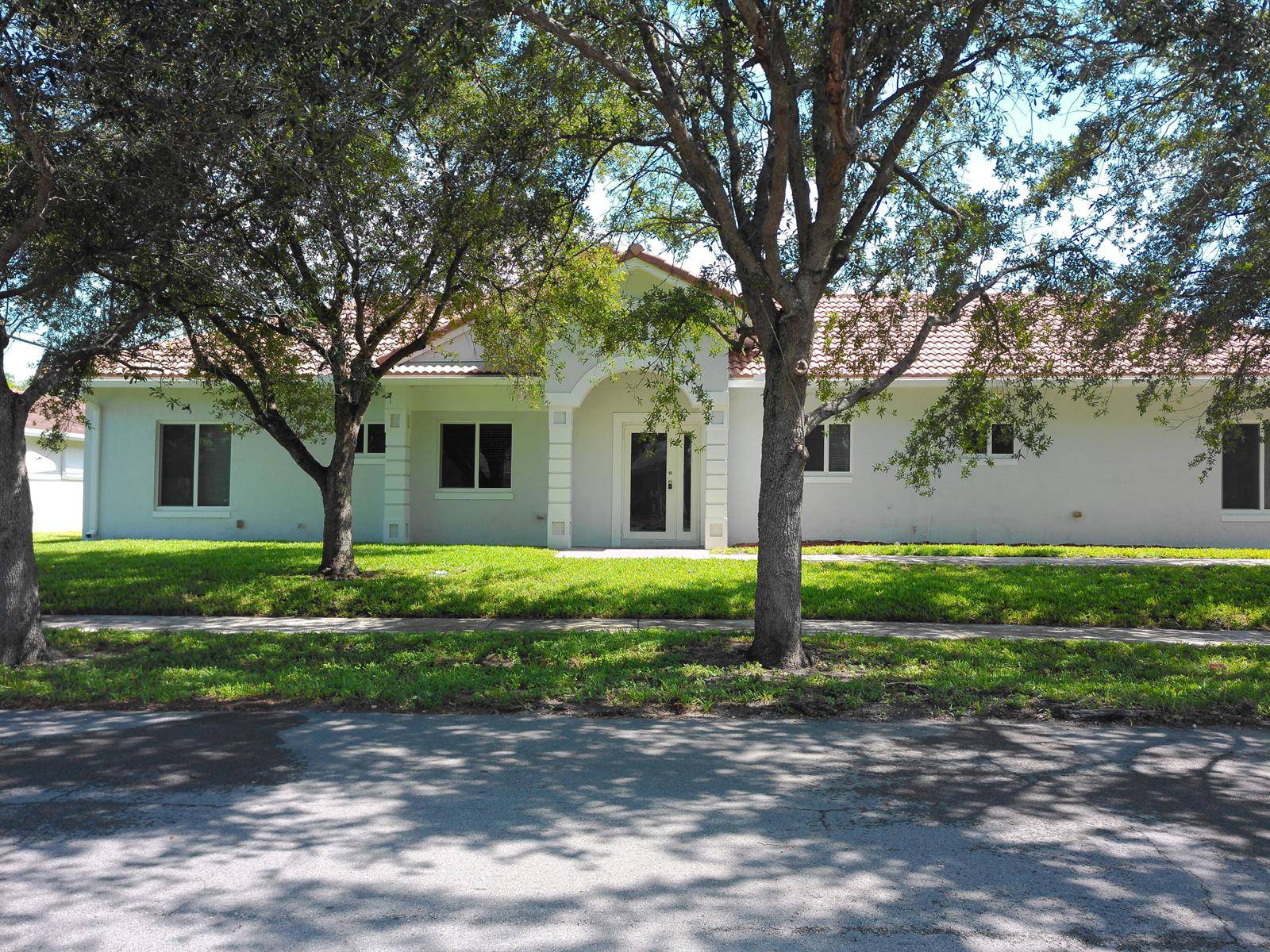 911 NE 12thPompano Beach - picture