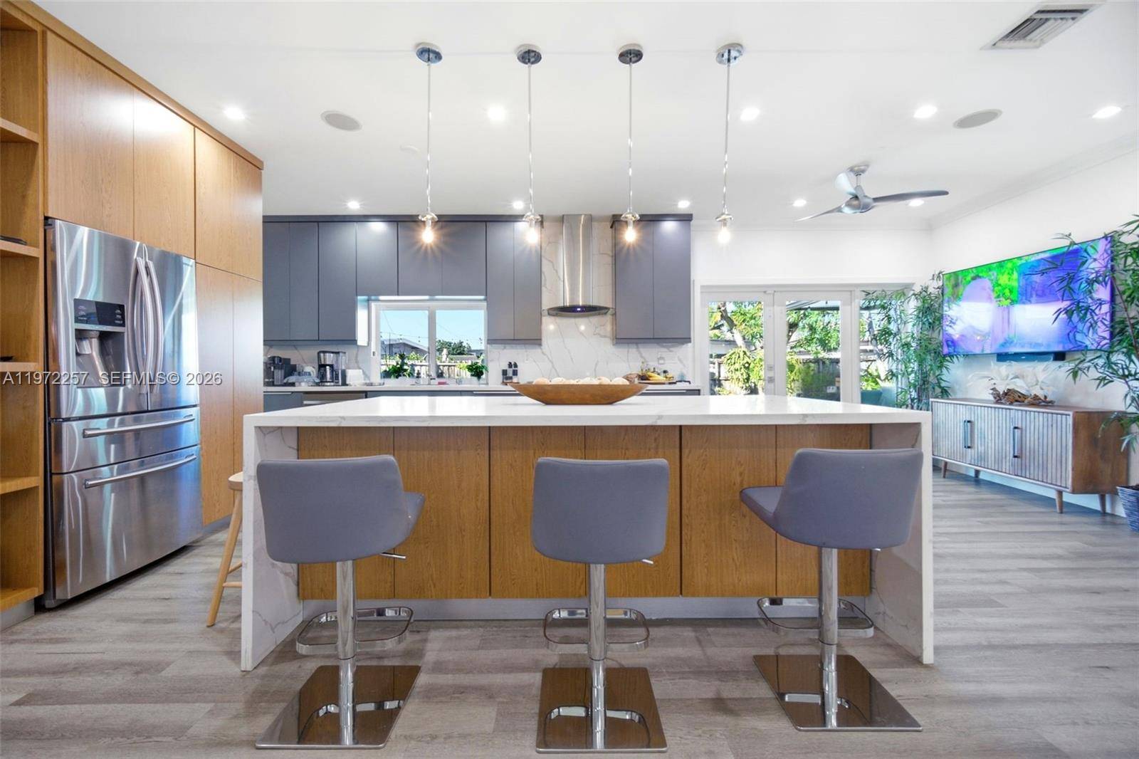 1871 NE 186th StNorth Miami Beach - picture