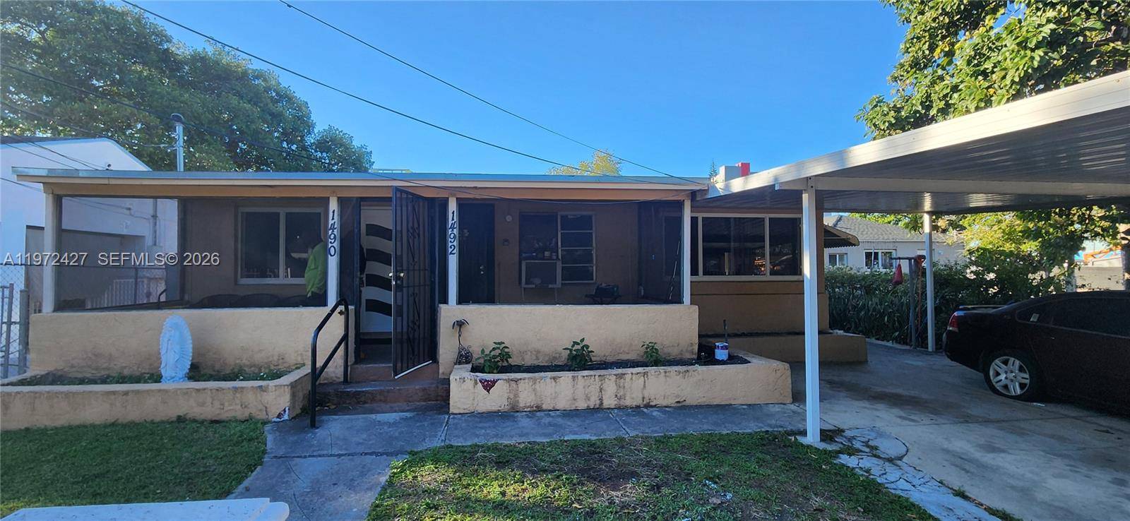 1490/1492 NW 38th StMiami - picture