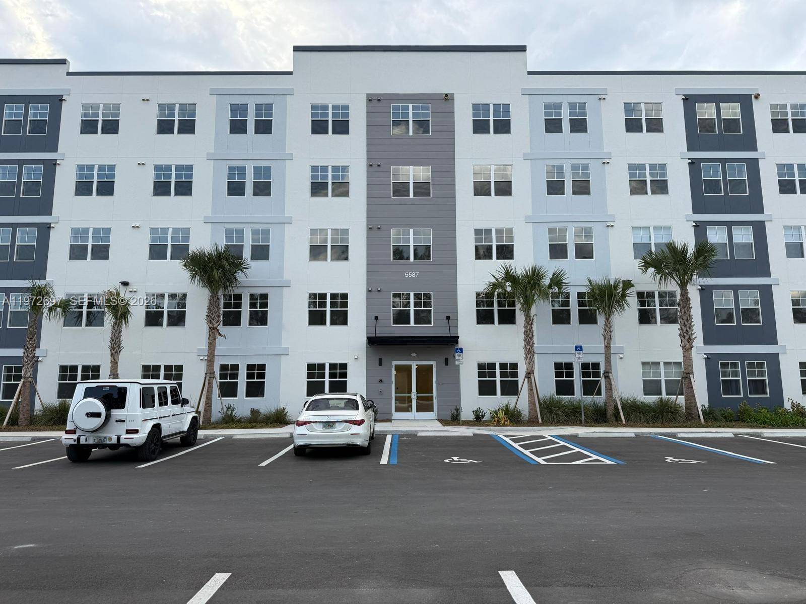 5587 MILLENIA PARK BLVDOrlando - Condo 1-4 Stories,Condo condo unit 222 - picture
