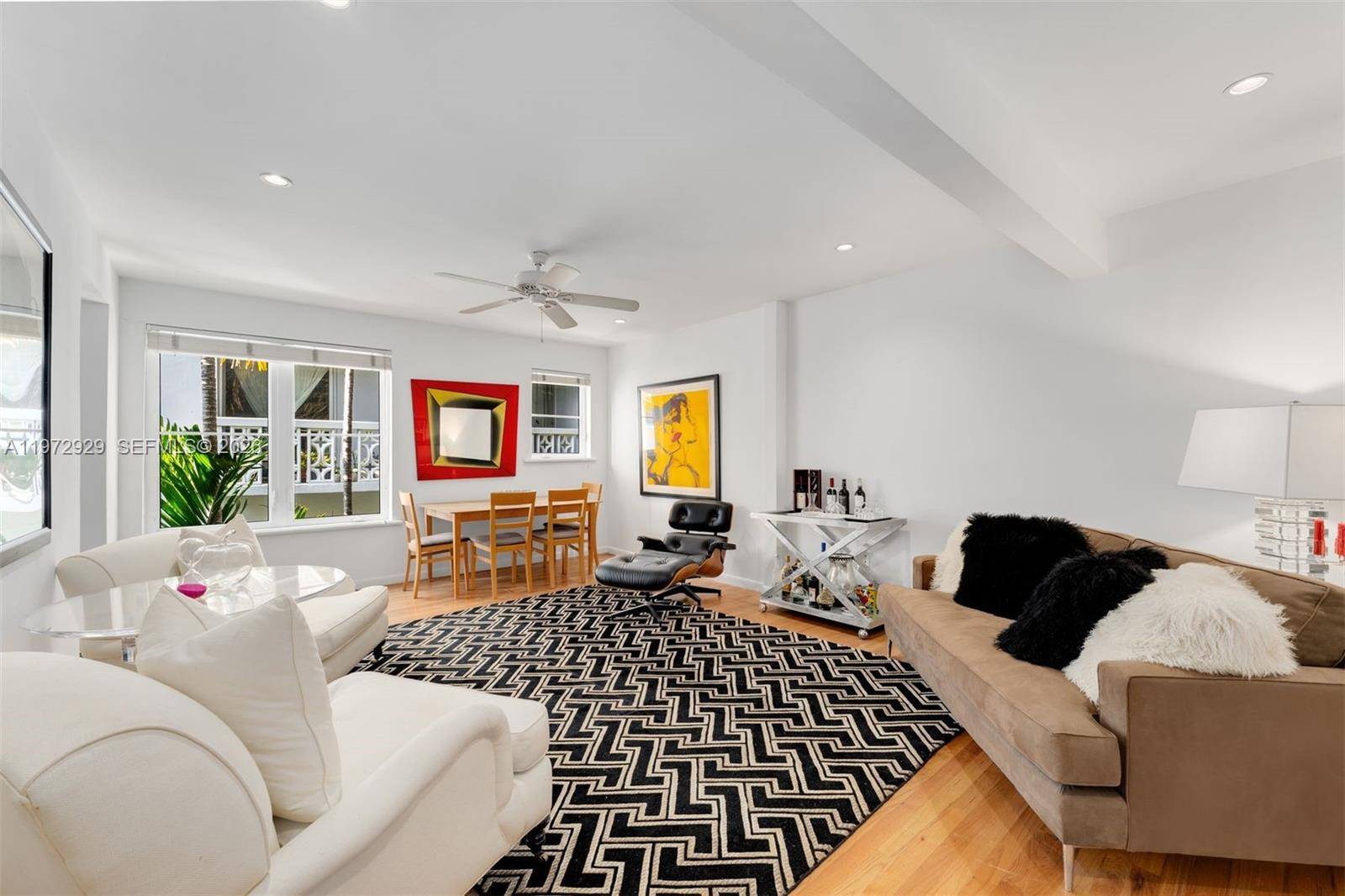 1018 Meridian AveMiami Beach - THE COCONUT OF SOUTH BEAC condo unit 8 - picture