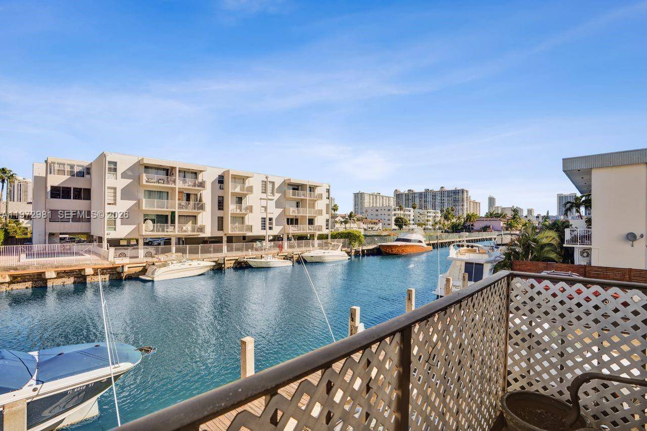 3665 NE 167th StNorth Miami Beach - Condo 5+ Stories,Condo condo unit 208 - picture