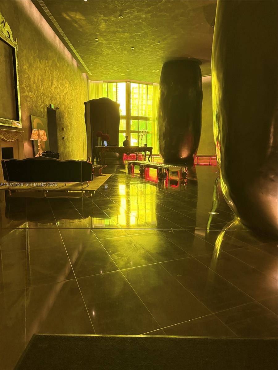 465 Brickell AveMiami - Apartments-Annual,Condo condo unit 619 - picture