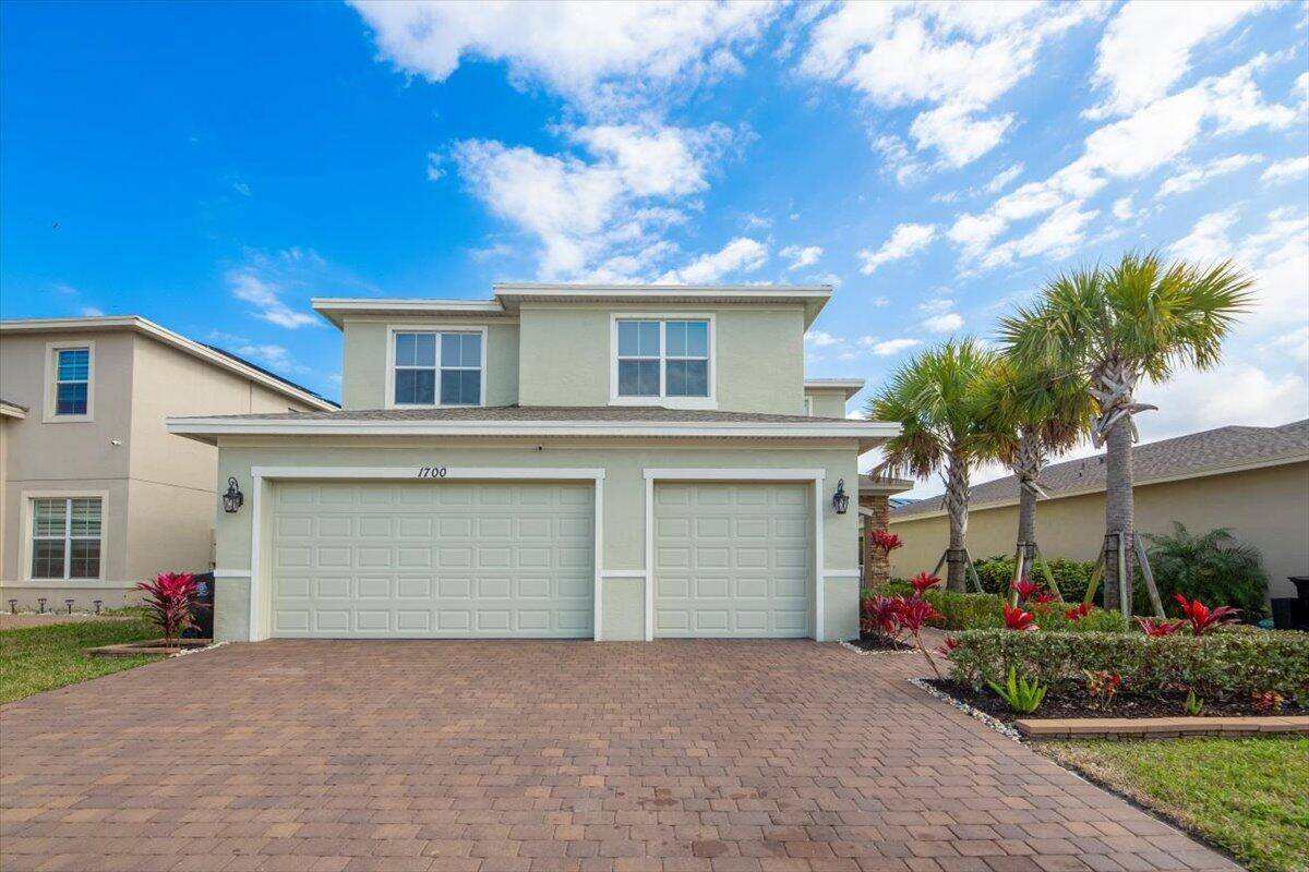 1700 NW VivancoPort St. Lucie - picture