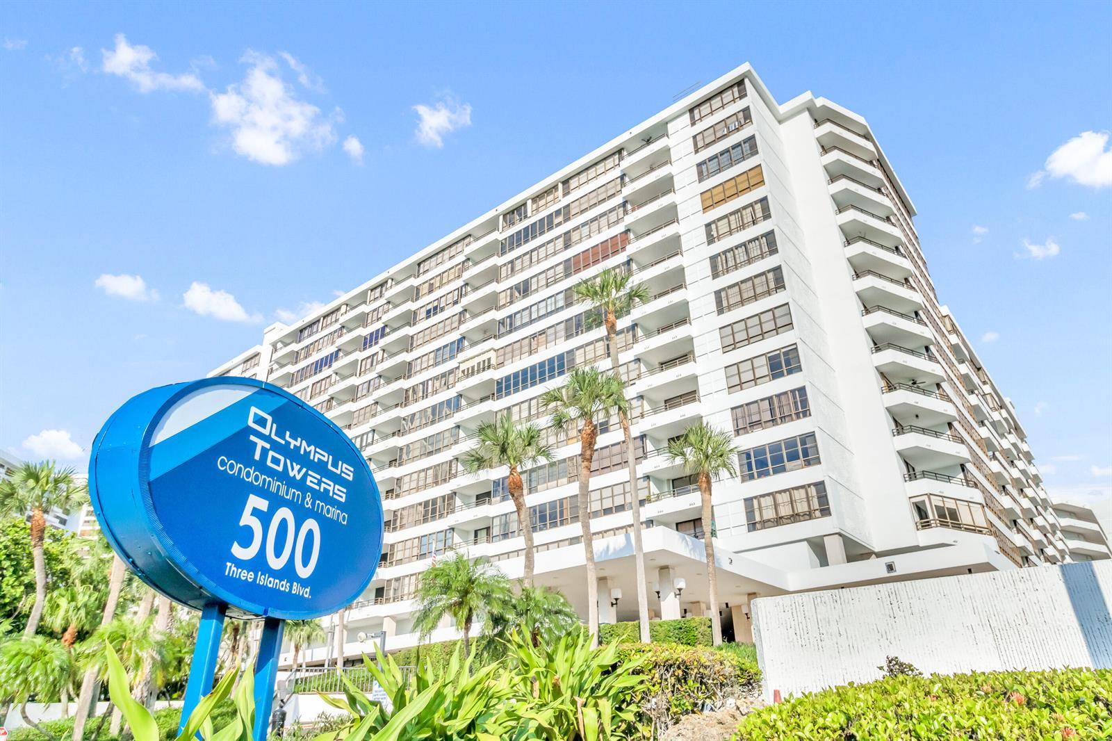 500 Three IslandsHallandale Beach - Condo condo unit 109 - picture