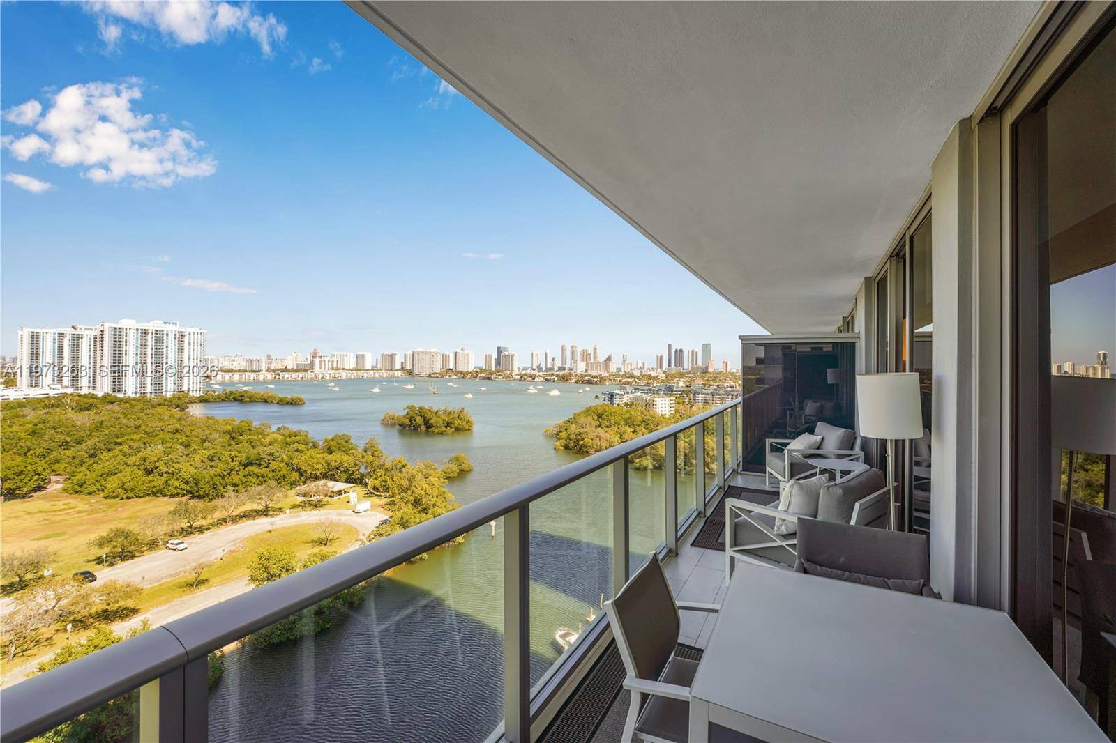 16385 Biscayne BlvdNorth Miami Beach - THE HARBOUR NORTH CONDO condo unit 1502 - picture