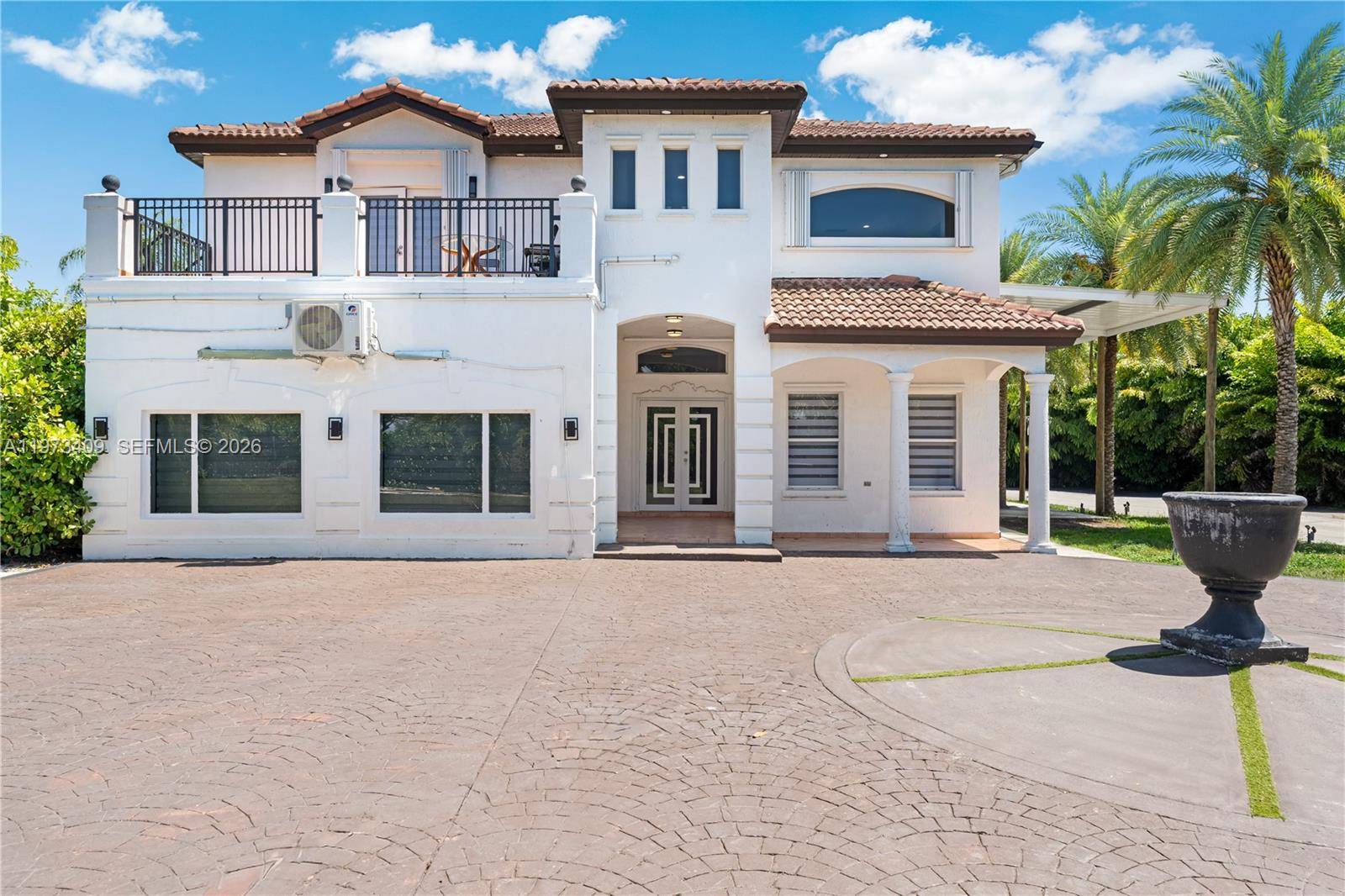 13050 SW 26th StMiami - picture