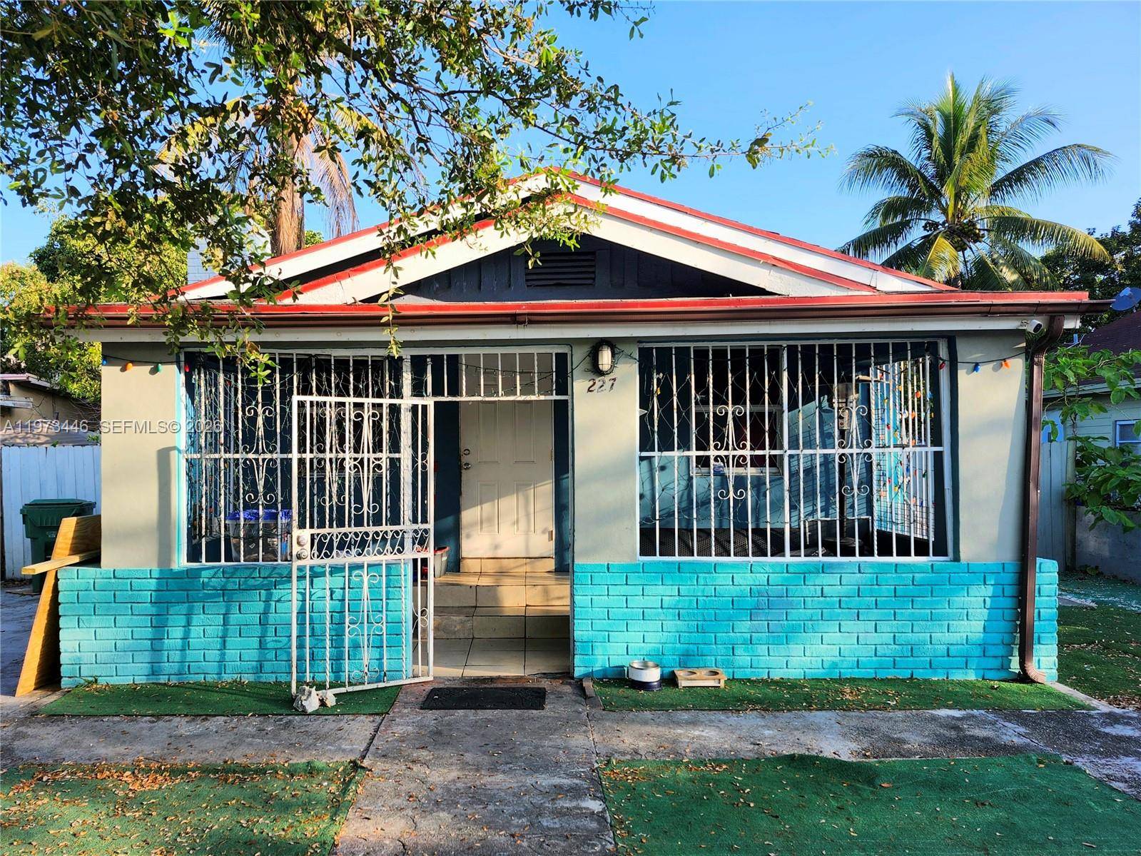 227 NW 33rd StMiami - picture