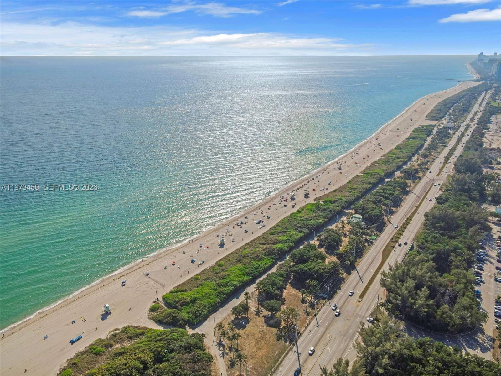 100 Bayview DrSunny Isles Beach - Condo/Co-Op/Annual,Condo condo unit 2007 - picture