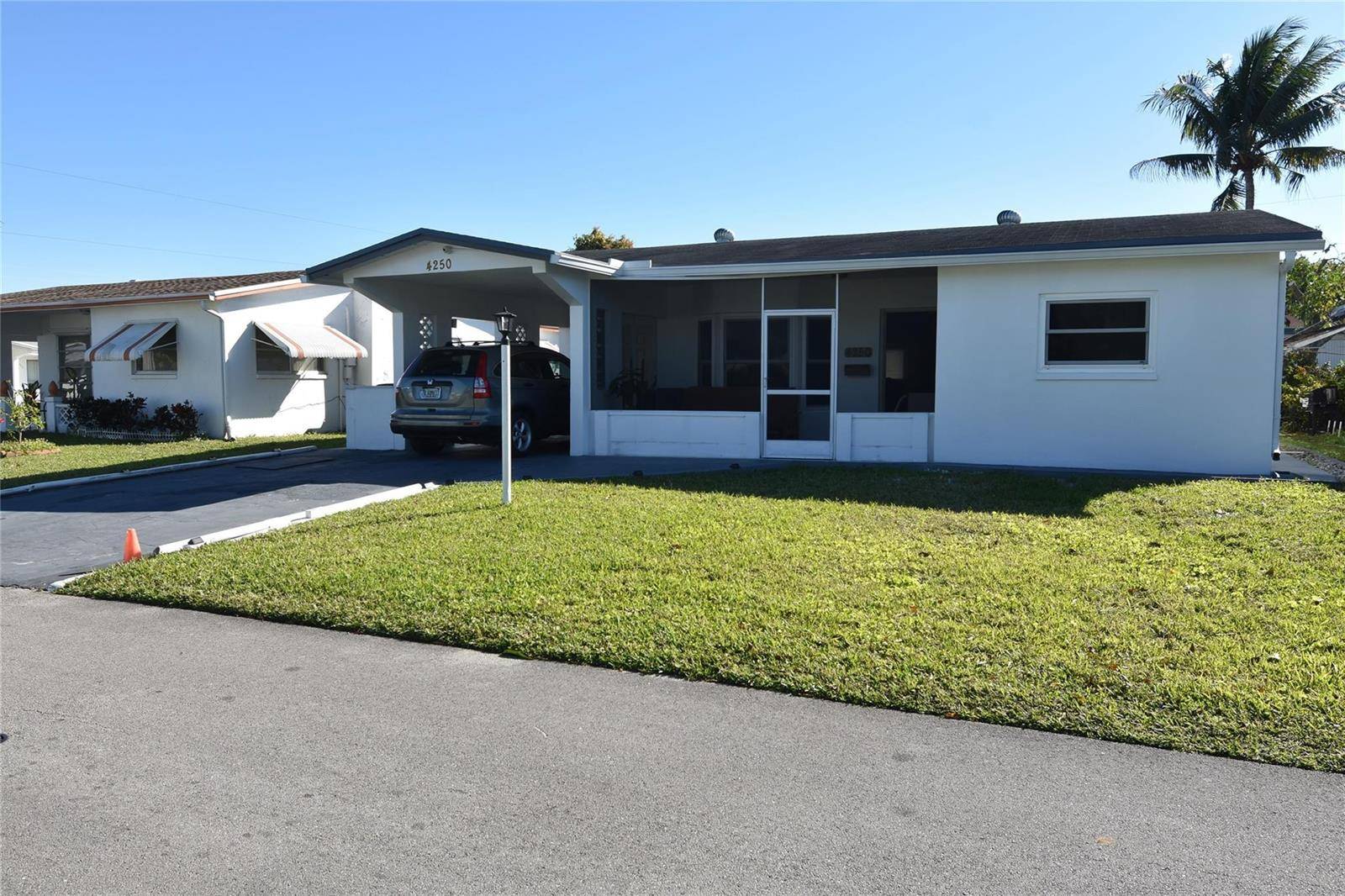 4250 NW 49thLauderdale Lakes - picture