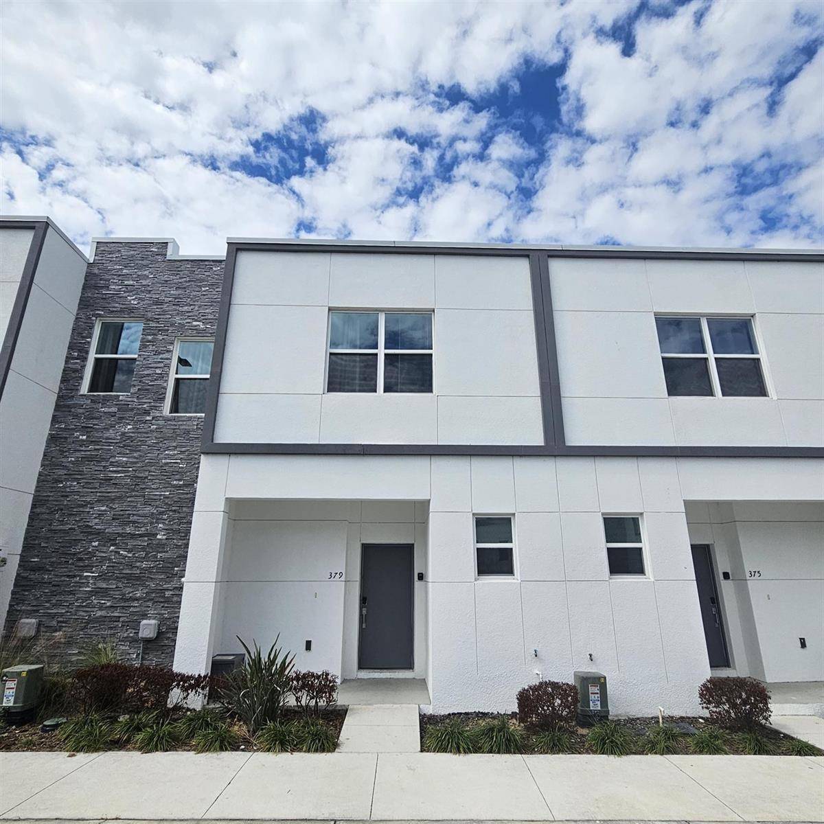 379 FamagustaDavenport - Townhouse condo unit 379 - picture
