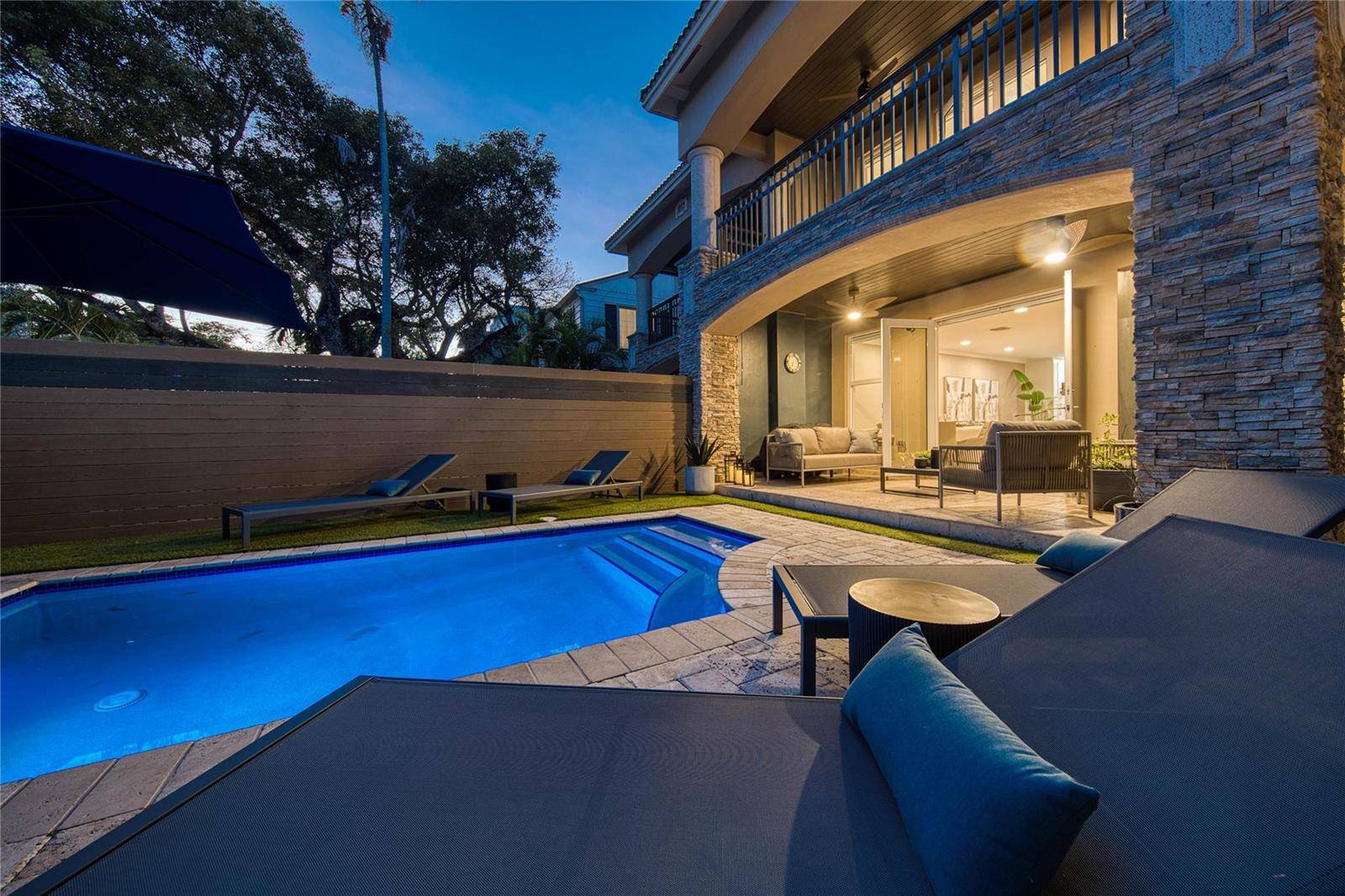 1215 NE 1stFort Lauderdale - picture