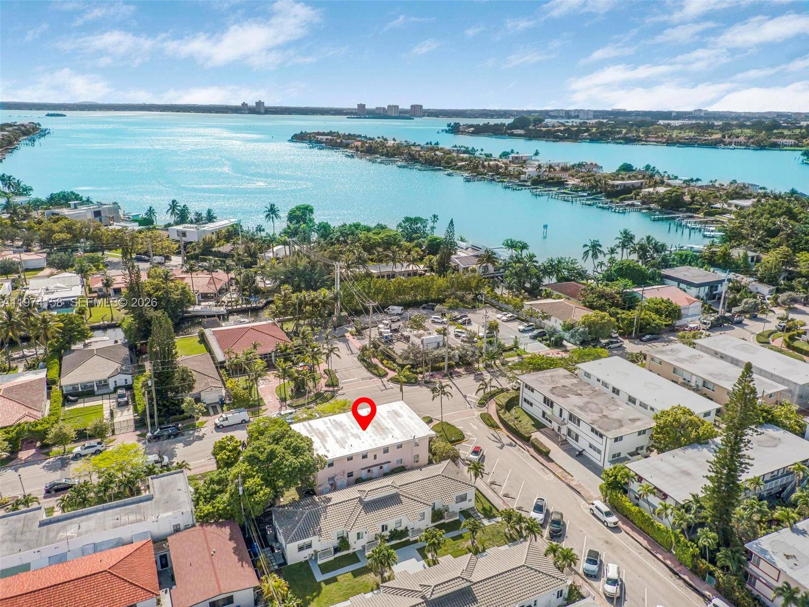 8031 Hawthorne AveMiami Beach - picture