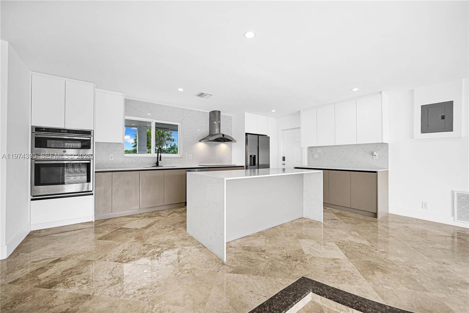 5510 NE 18th AveFort Lauderdale - picture