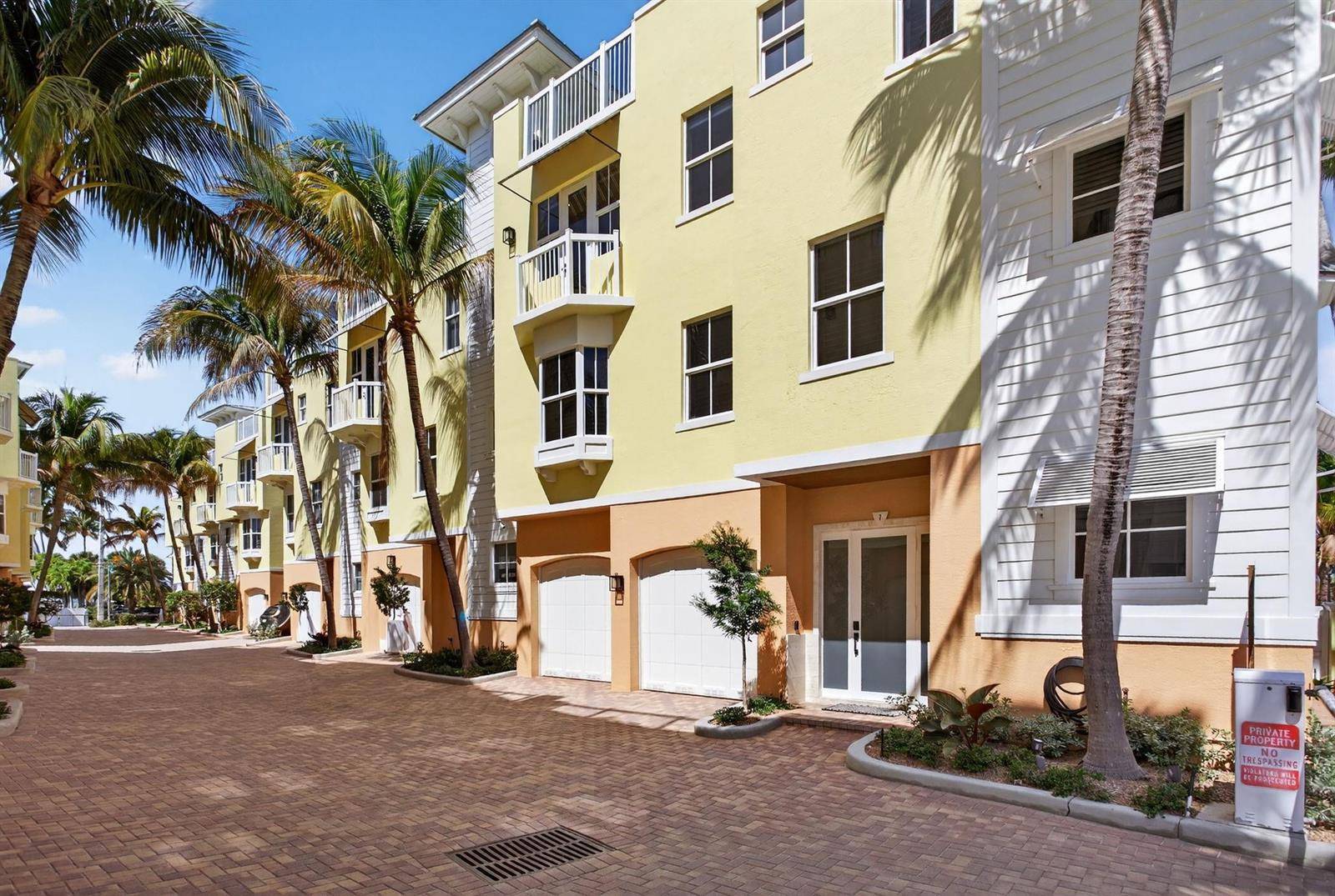 4332 SeagrapeLauderdale By The Sea - LAUDERDALE BY THE SEA,Seagrape Townhouses condo unit 7 - picture