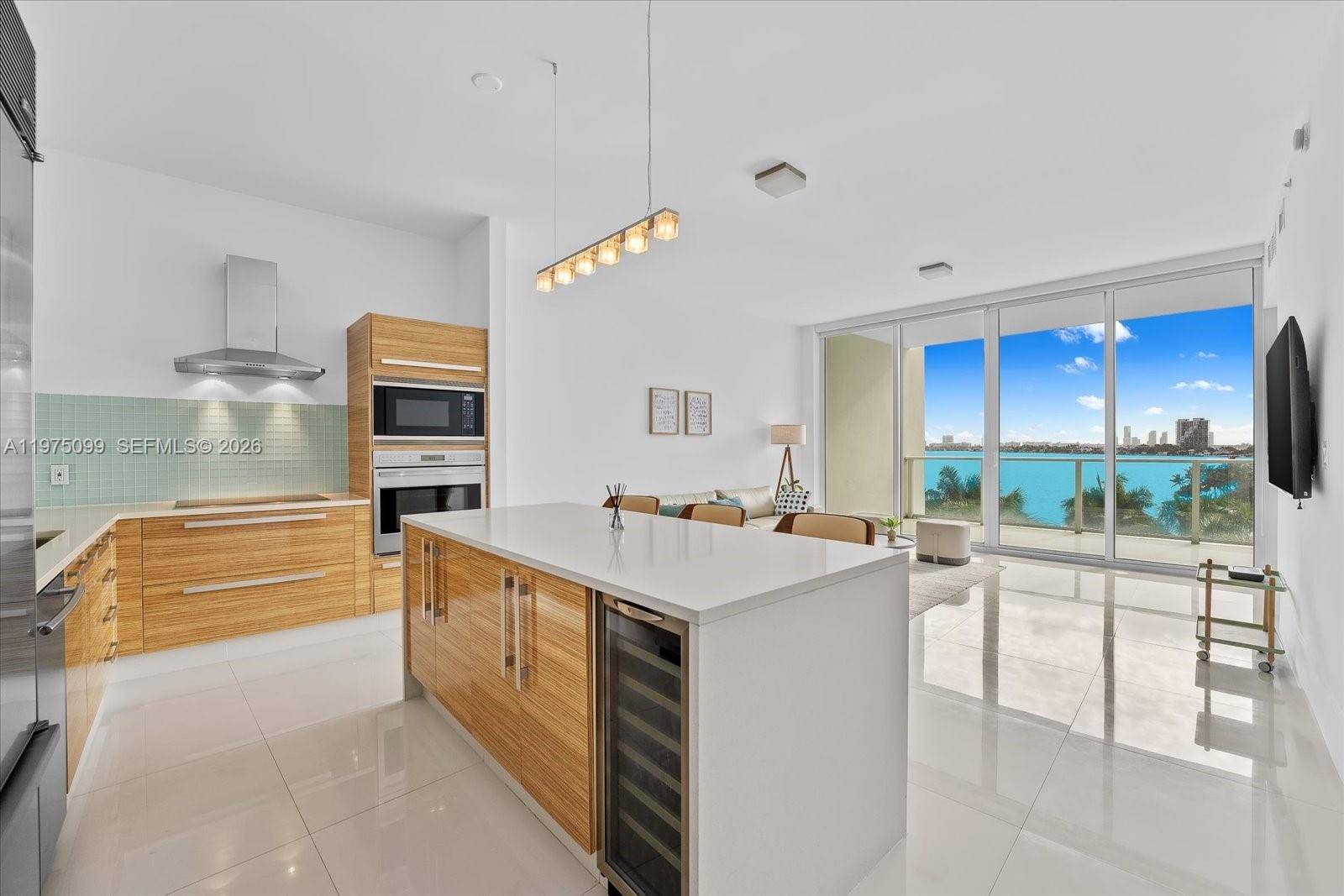 2020 N Bayshore DrMiami - Condo/Co-Op/Annual,Condo condo unit 605 - picture