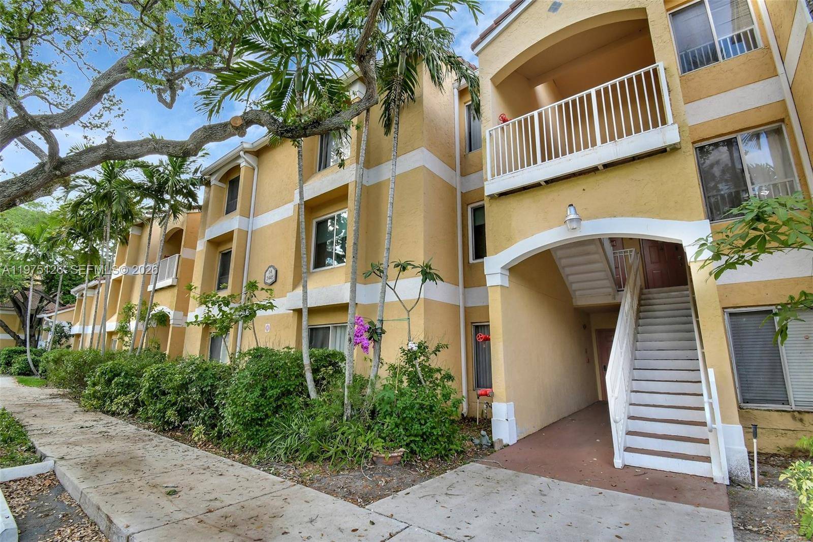 2445 NW 33rd StOakland Park - Condo 1-4 Stories,Condo condo unit 1410 - picture