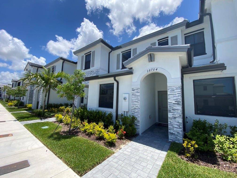 28704 SW 133rd CtHomestead - picture